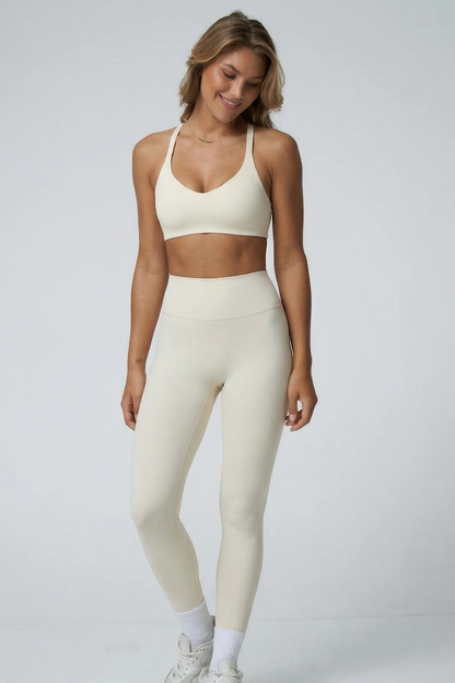 Conjunto Ōlli Active - Off-White (Top & Legging)