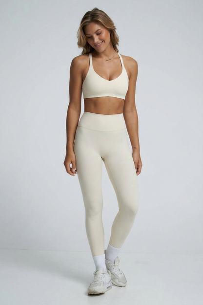 Conjunto Ōlli Active - Off-White (Top & Legging)